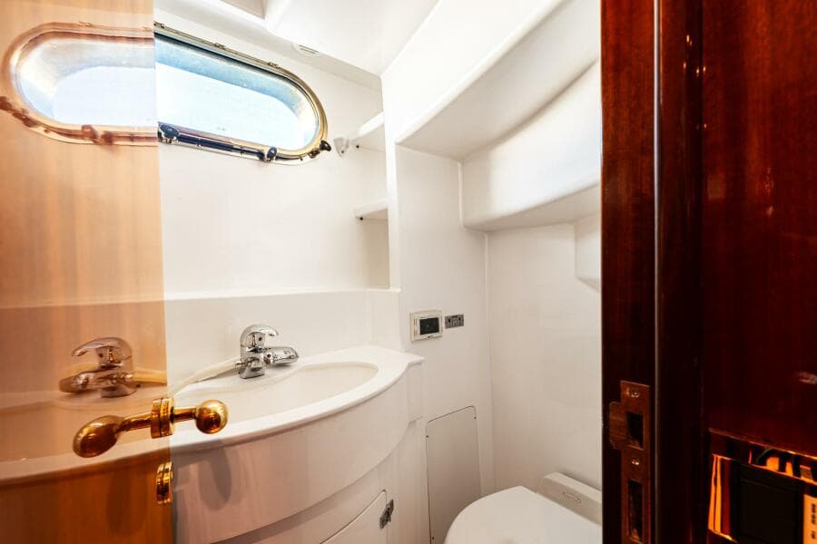 2007 Mystica Skylounge