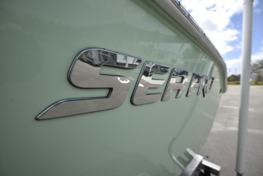 2023 Sea Pro 239 Deep V DLX