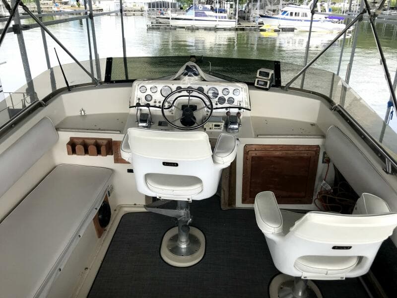 1986 Mainship 40' Double Cabin