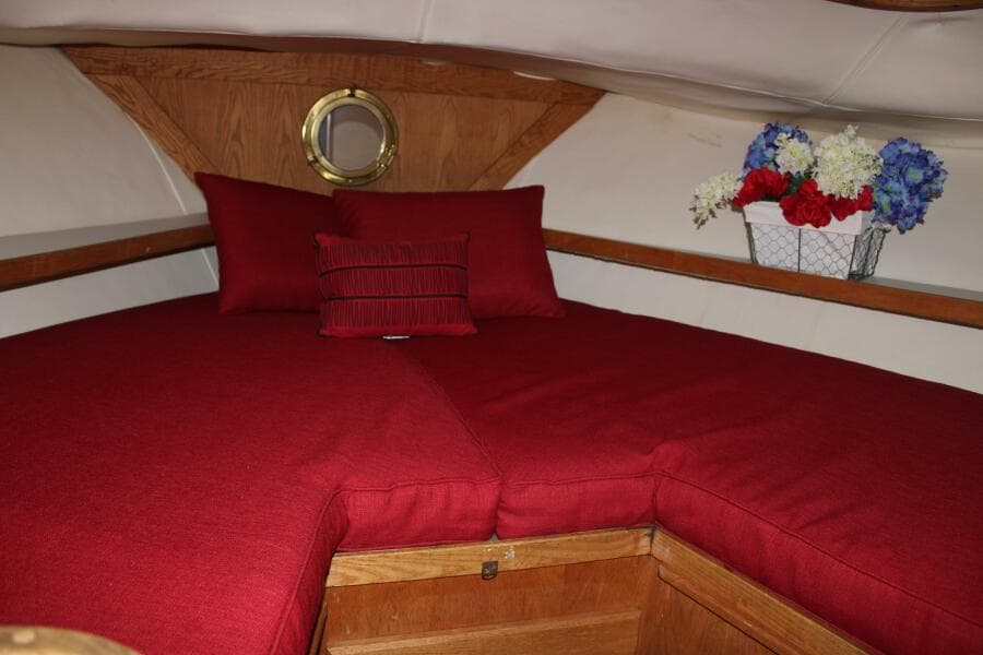 1986 Mainship 40' Double Cabin