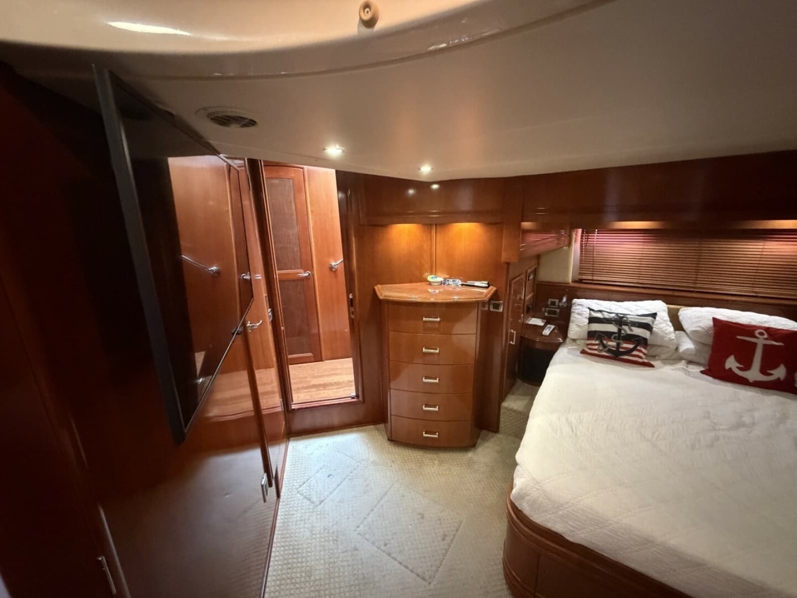 2006 Carver 56 VOYAGER - Photo 66