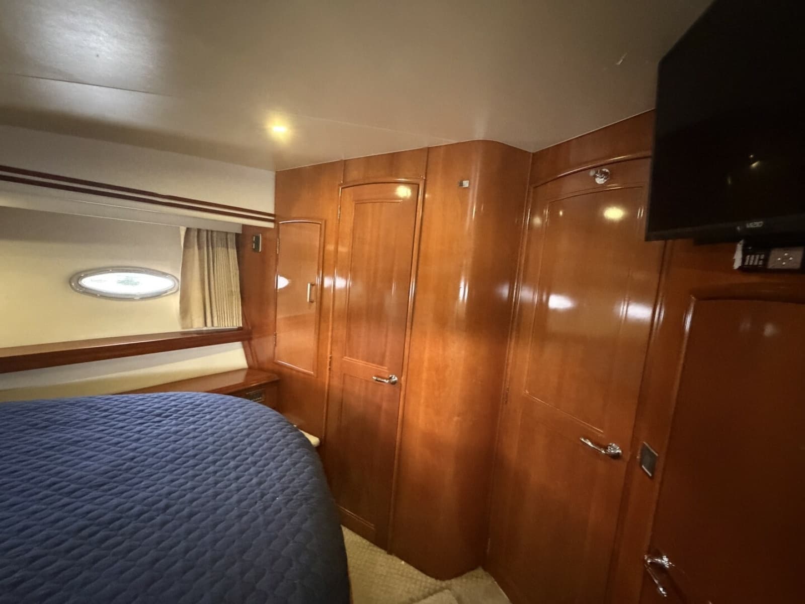 2006 Carver 56 VOYAGER - Photo 78