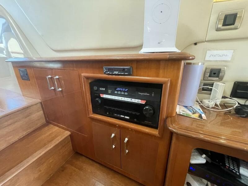 2006 Carver 56 VOYAGER - Photo 28