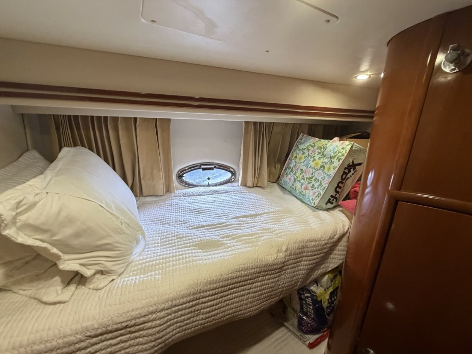 2006 Carver 56 VOYAGER - Photo 76