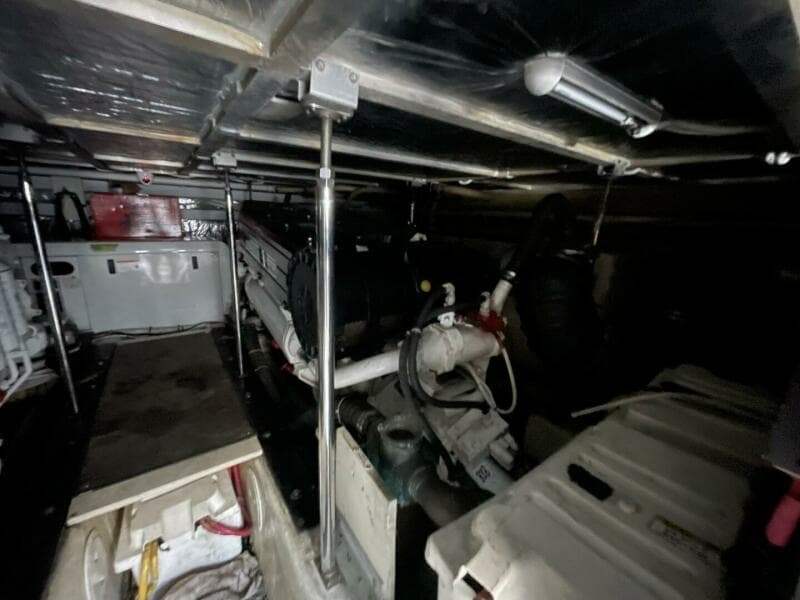 2006 Carver 56 VOYAGER - Photo 29