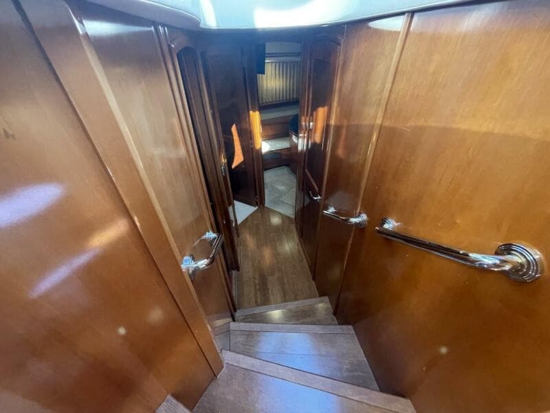 2006 Carver 56 VOYAGER - Photo 22