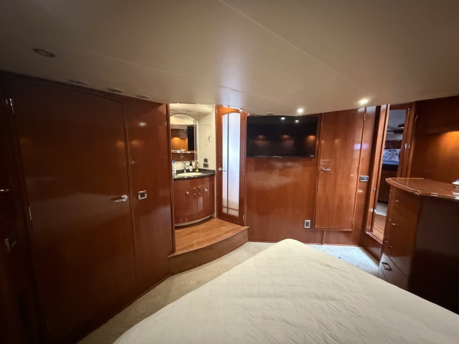 2006 Carver 56 VOYAGER - Photo 67