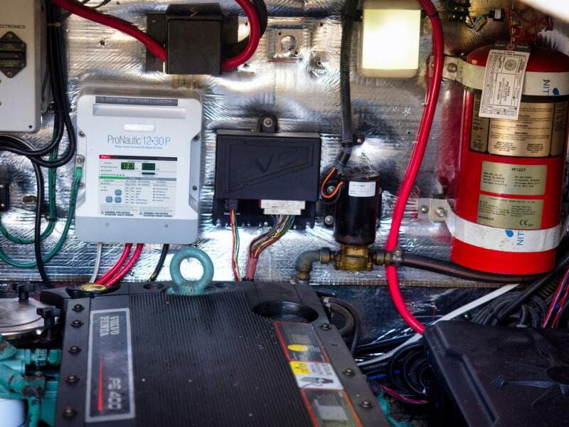 2008 Regal Commodore 4060