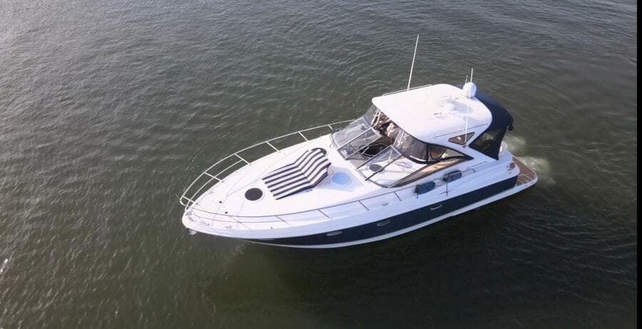 2008 Regal Commodore 4060