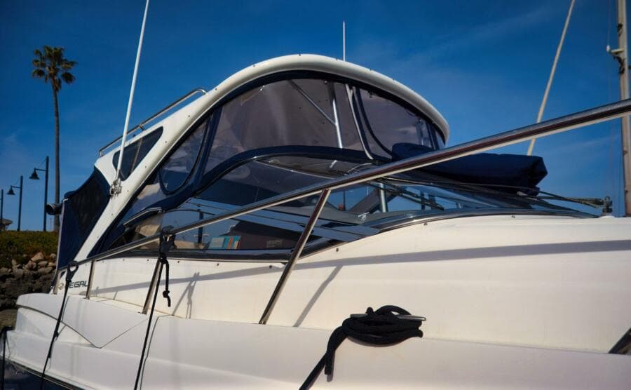 2008 Regal Commodore 4060