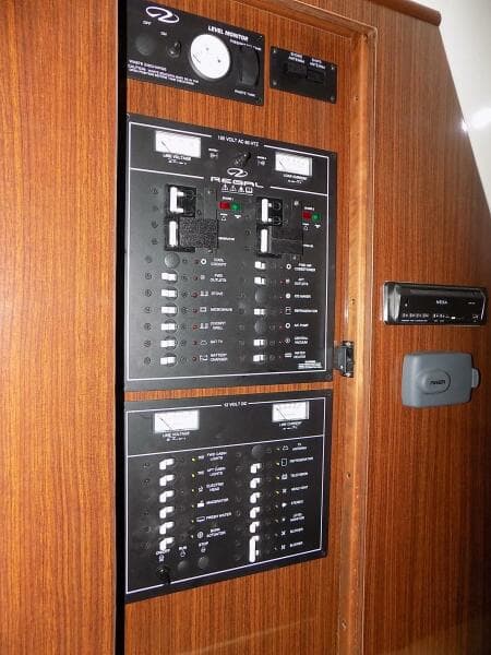 Circuit board to port