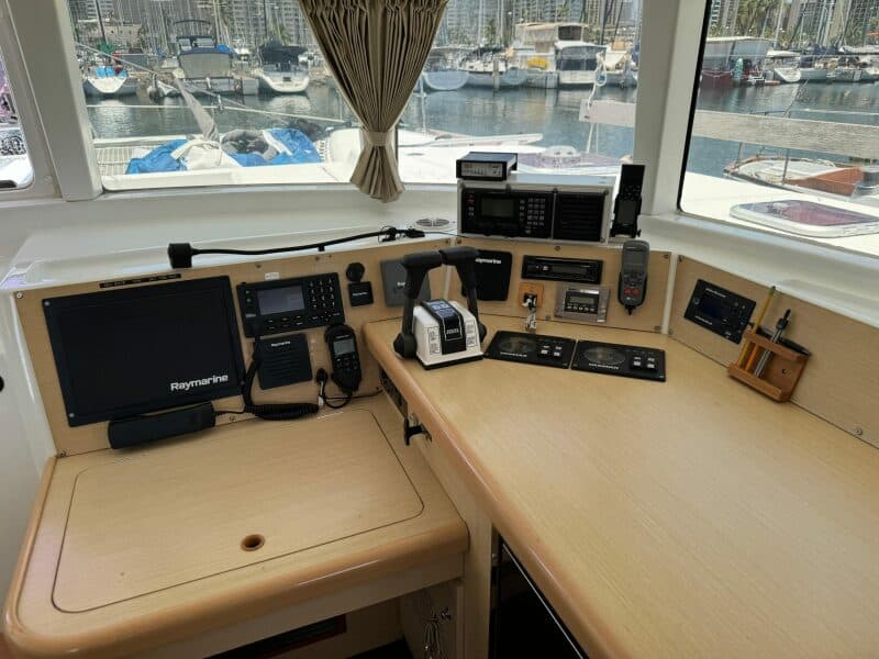 2010 Lagoon  - Photo 27