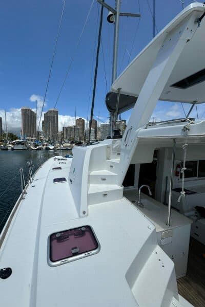 2010 Lagoon  - Photo 5