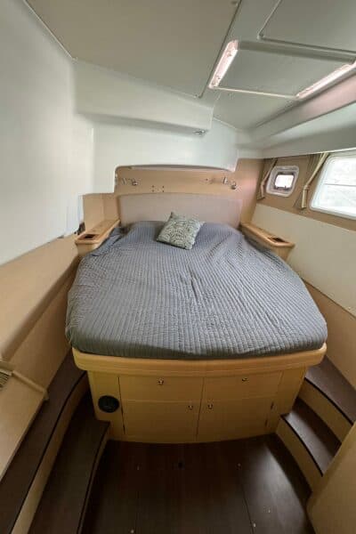 2010 Lagoon  - Photo 39