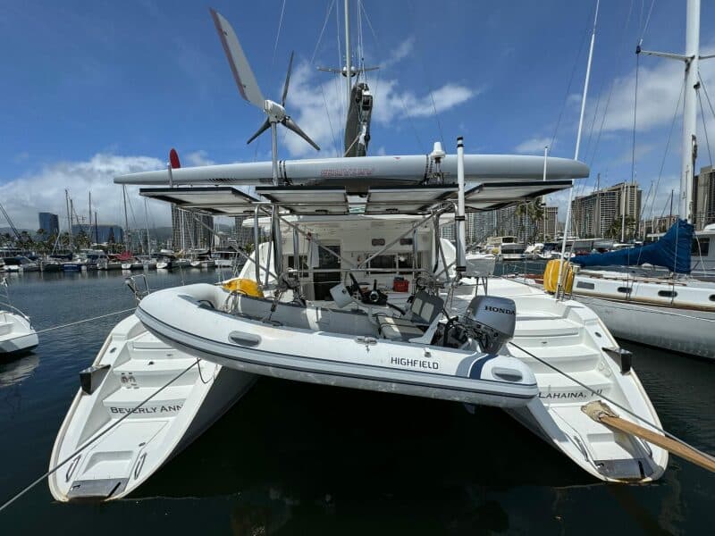 2010 Lagoon  - Photo 2