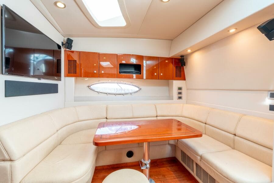 2007 Formula 45 Yacht