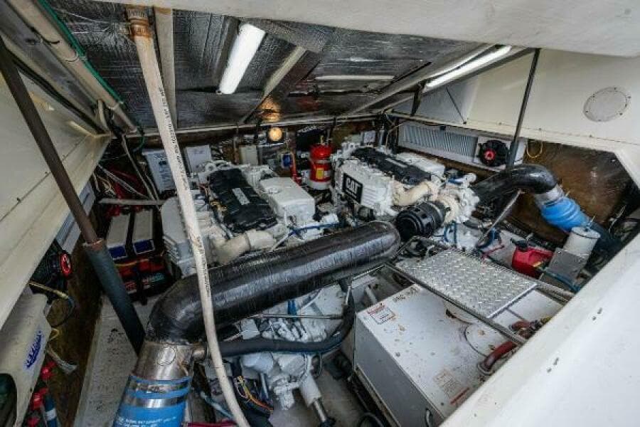 Albemarle 36 Sore Subject Engine Room