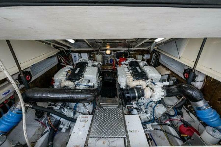 Albemarle 36 Sore Subject Engine Room