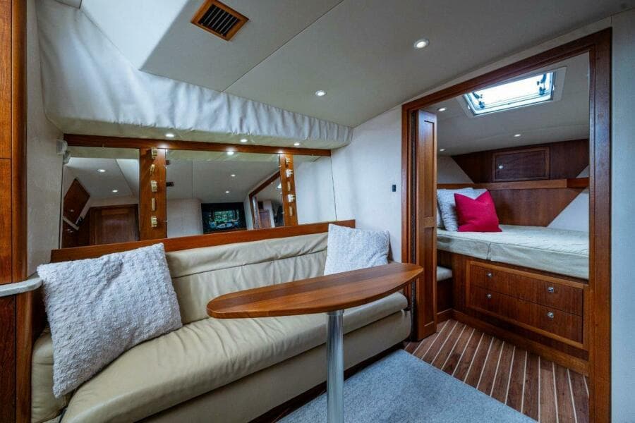 Albemarle 36 Sore Subject Cabin 