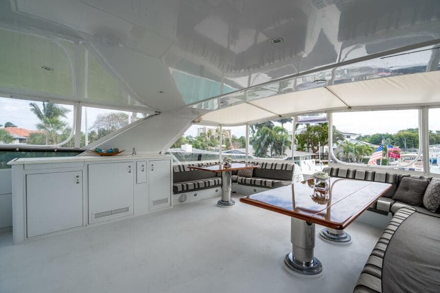 2001 Hatteras 100 Motor Yacht