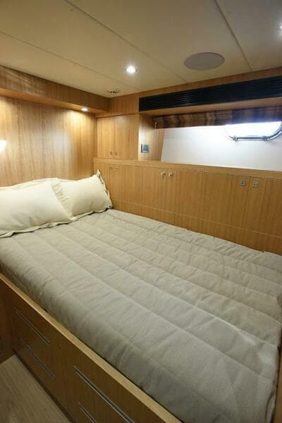 Crew Double Berth Aft To Port