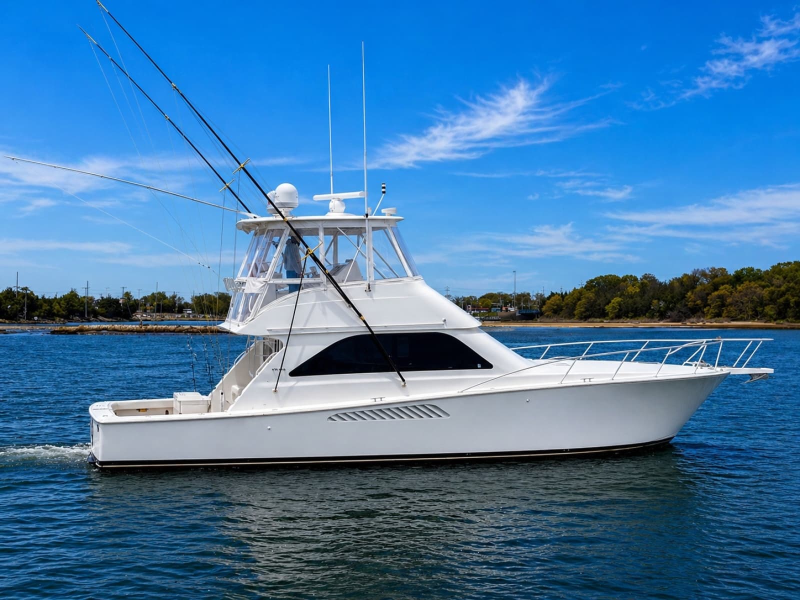 2005 Viking 45 Convertible - Photo 7