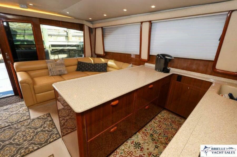 2005 Viking 45 Convertible