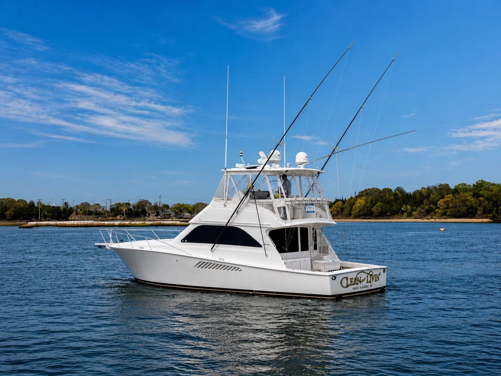 2005 Viking 45 Convertible - Photo 2