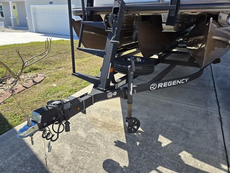 2017 Regency Tandem Axle Trailer