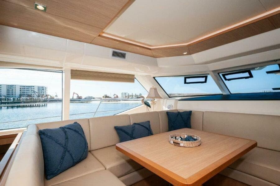 2018 Aquila 44 Catamaran- Dinette