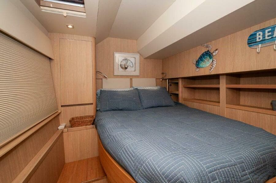 2018 Aquila 44 Catamaran- VIP (Port) Stateroom
