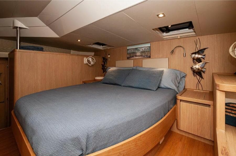 2018 Aquila 44 Catamaran- Master Stateroom