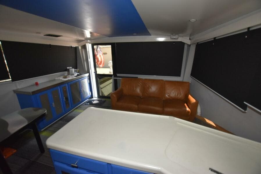 1997 Viking 50 Convertible