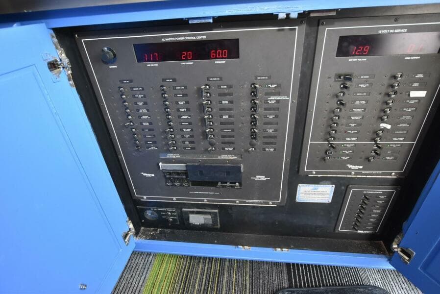 1997 Viking 50 Convertible