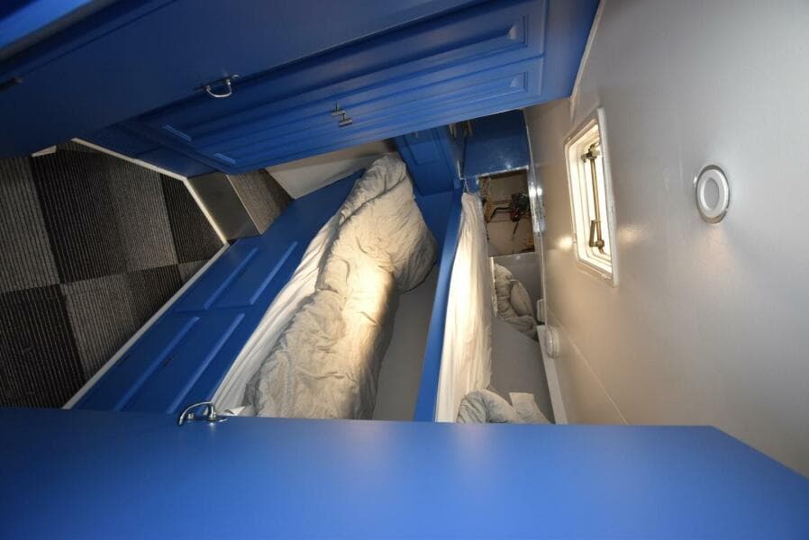 1997 Viking 50 Convertible