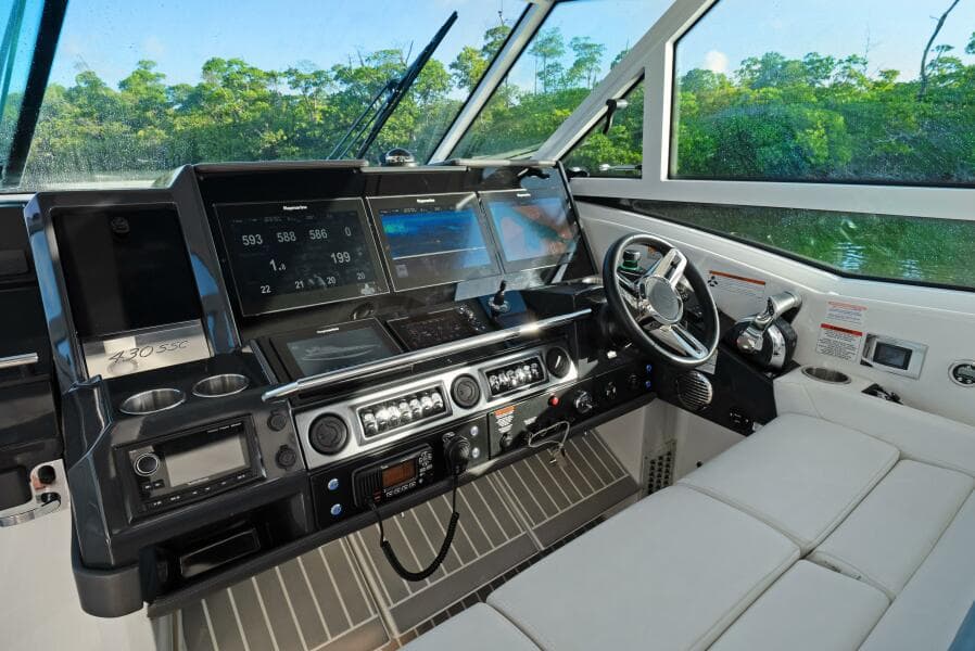 2018 Formula 430 Supersport Crossover