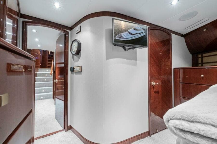 2006 Cheoy Lee Motoryacht