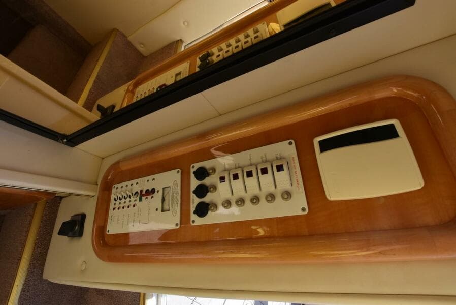 2002 Black Thunder 46