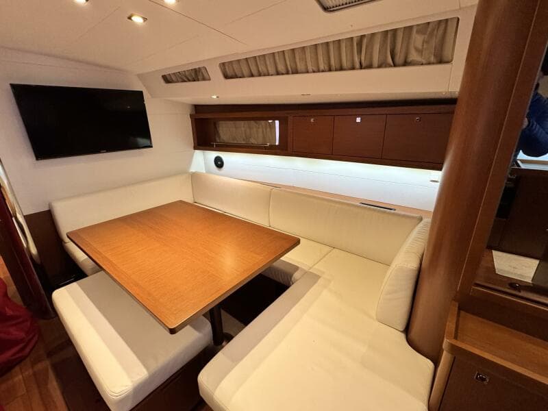 2014 Beneteau Oceanis 48