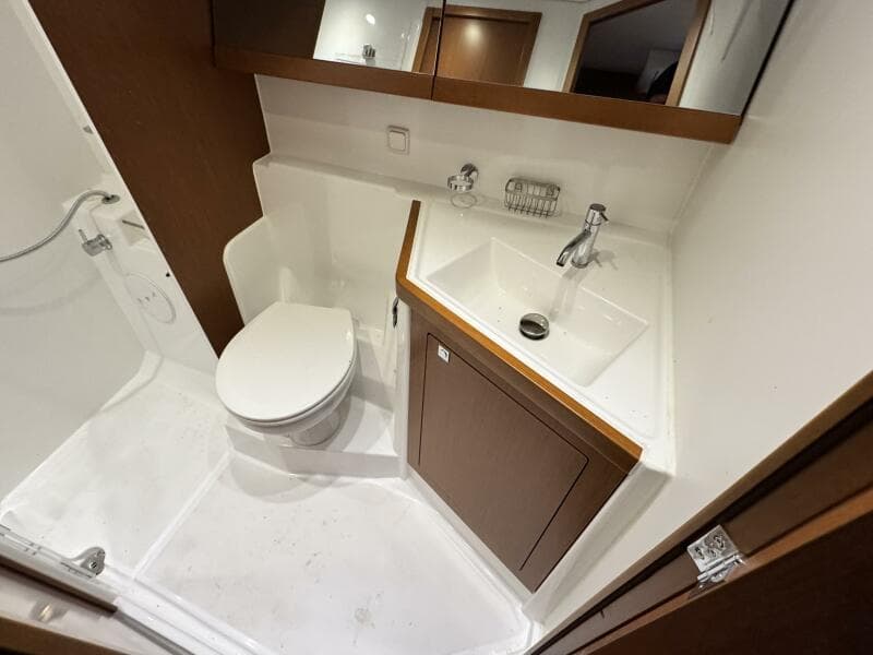 2014 Beneteau Oceanis 48