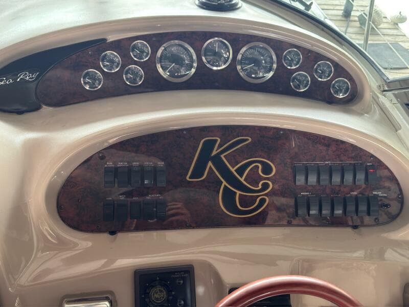 2002 Sea Ray 380 Sundancer