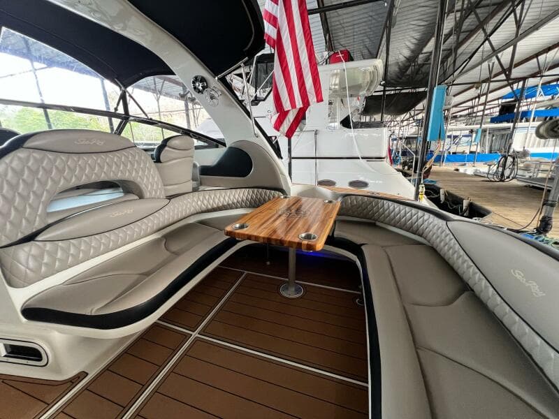 2002 Sea Ray 380 Sundancer