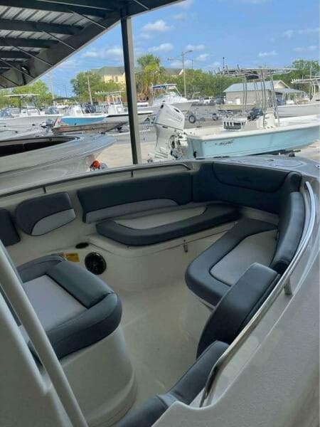 2022 NauticStar 2102 Legacy
