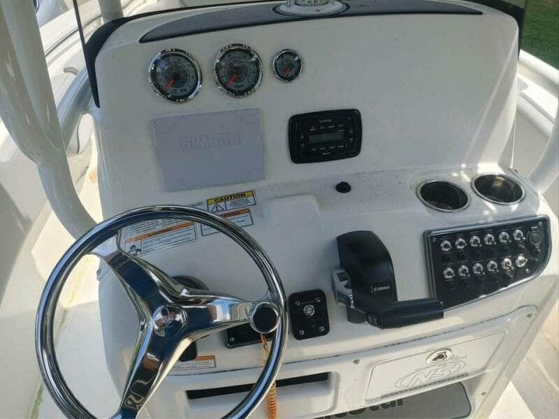 2022 NauticStar 2102 Legacy