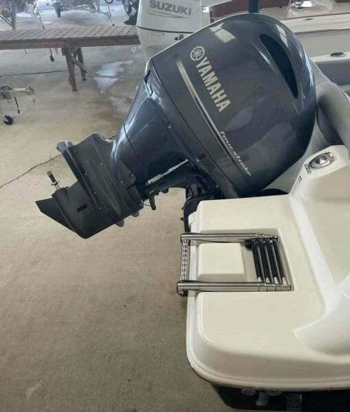 2022 NauticStar 2102 Legacy