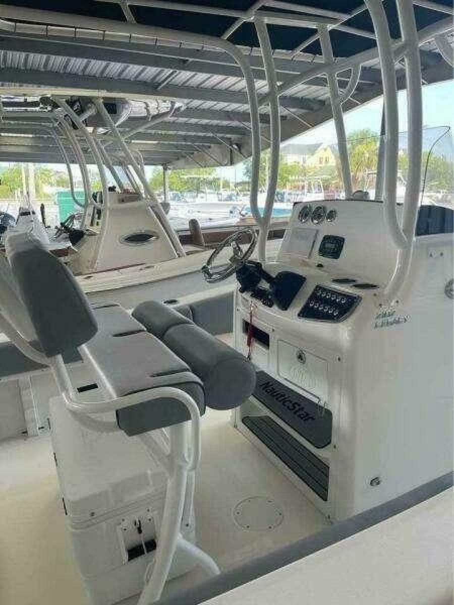 2022 NauticStar 2102 Legacy - Photo 13