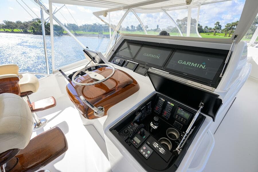 Viking 80 - LAMPLIGHTER - Flybridge