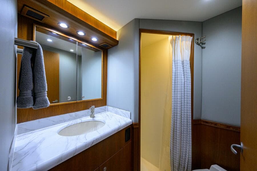 Viking 61 Reel King - Forward Head