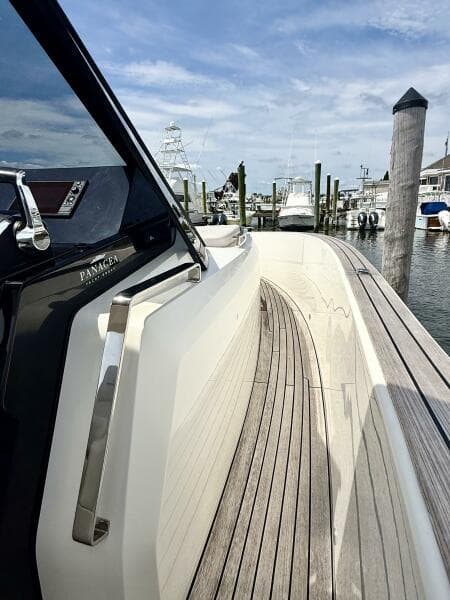 2023 Astondoa 377 Coupe Outboard - Photo 31