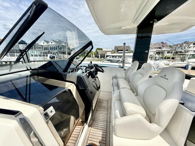 2023 Astondoa 377 Coupe Outboard - Photo 28